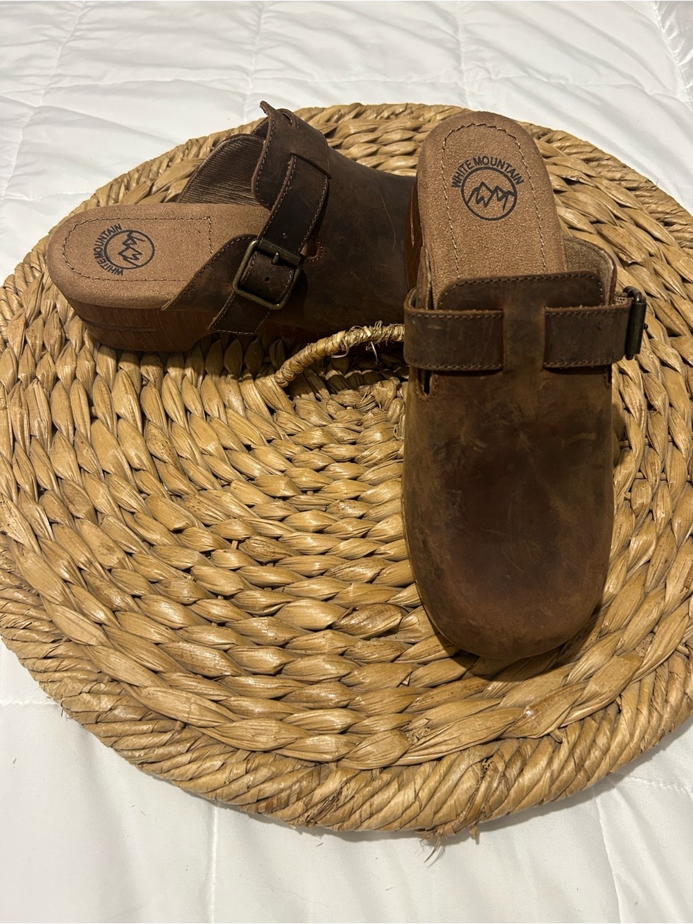 White Mountain Brown Leather Behold Slip-On Clogs with Buckle